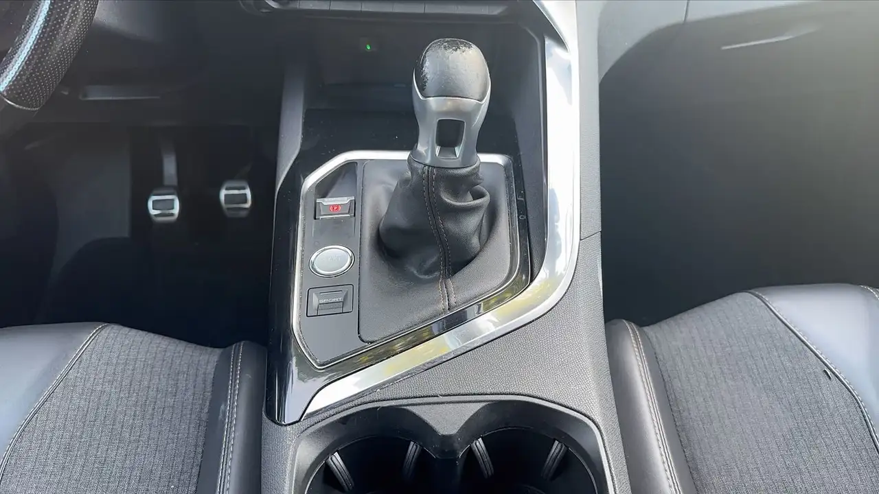 Peugeot 3008 3008 — photo 29