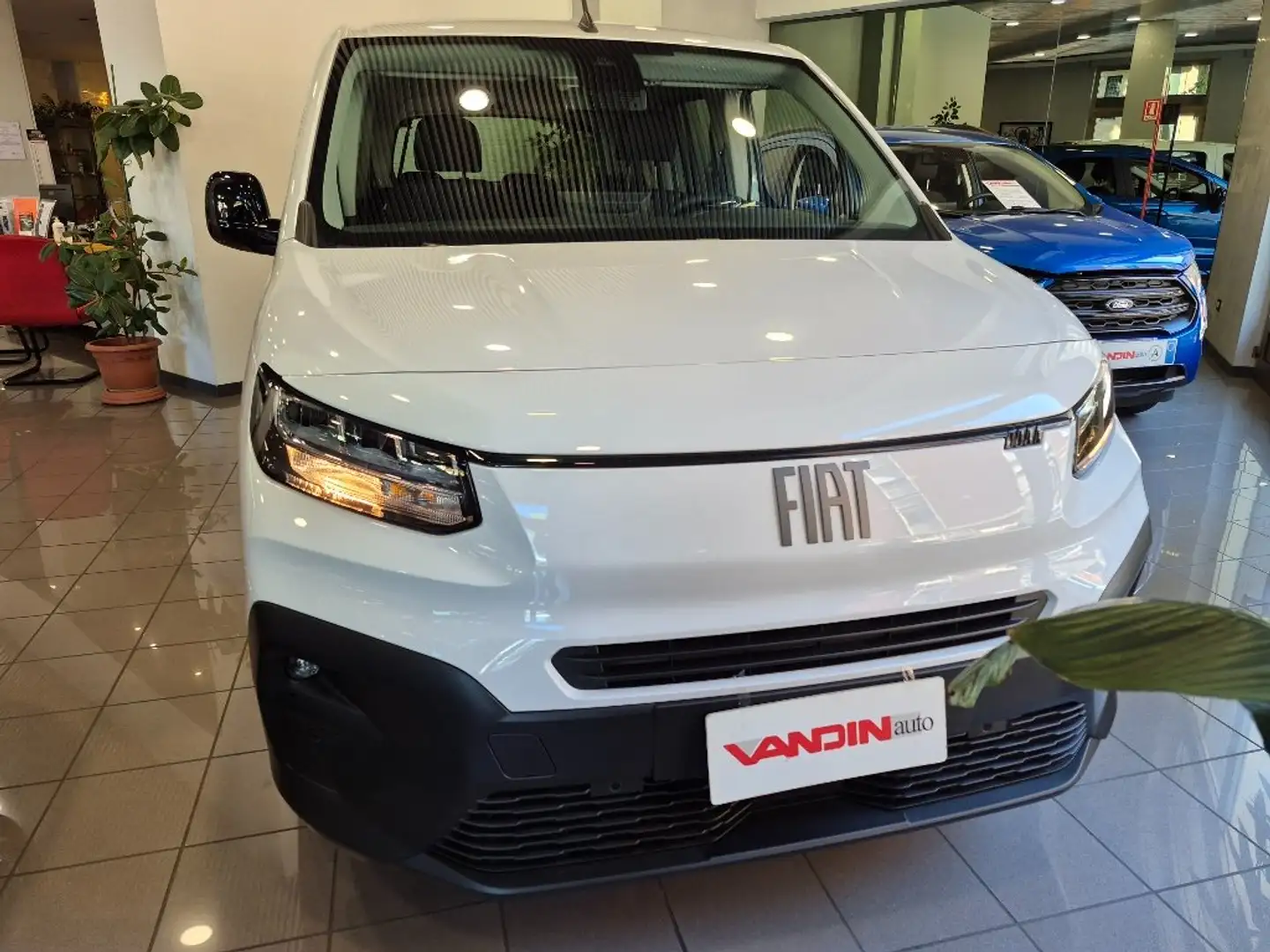 Fiat Doblo NEW DOBLO' 1.5 HDI 100CV, 5 POSTI, NUOVO A KM ZERO Bianco - 2