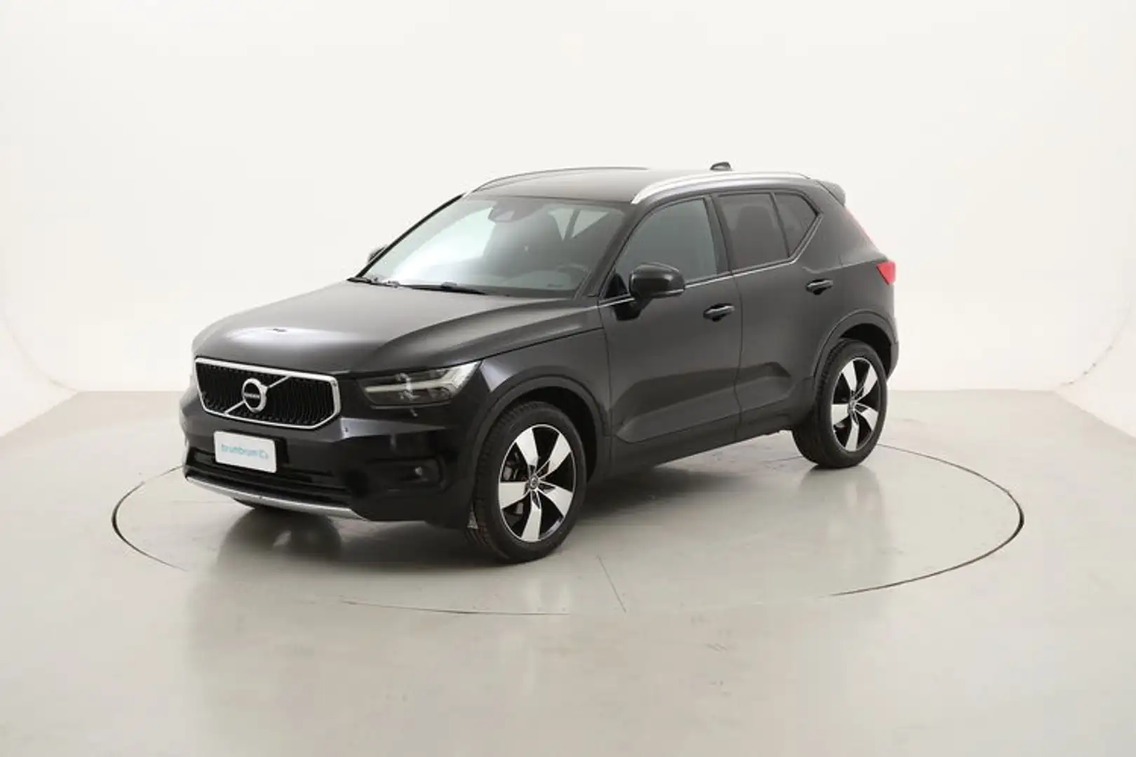 Volvo XC40 Momentum Pro Geartronic 1.5 Benzina 163CV Noir - 1
