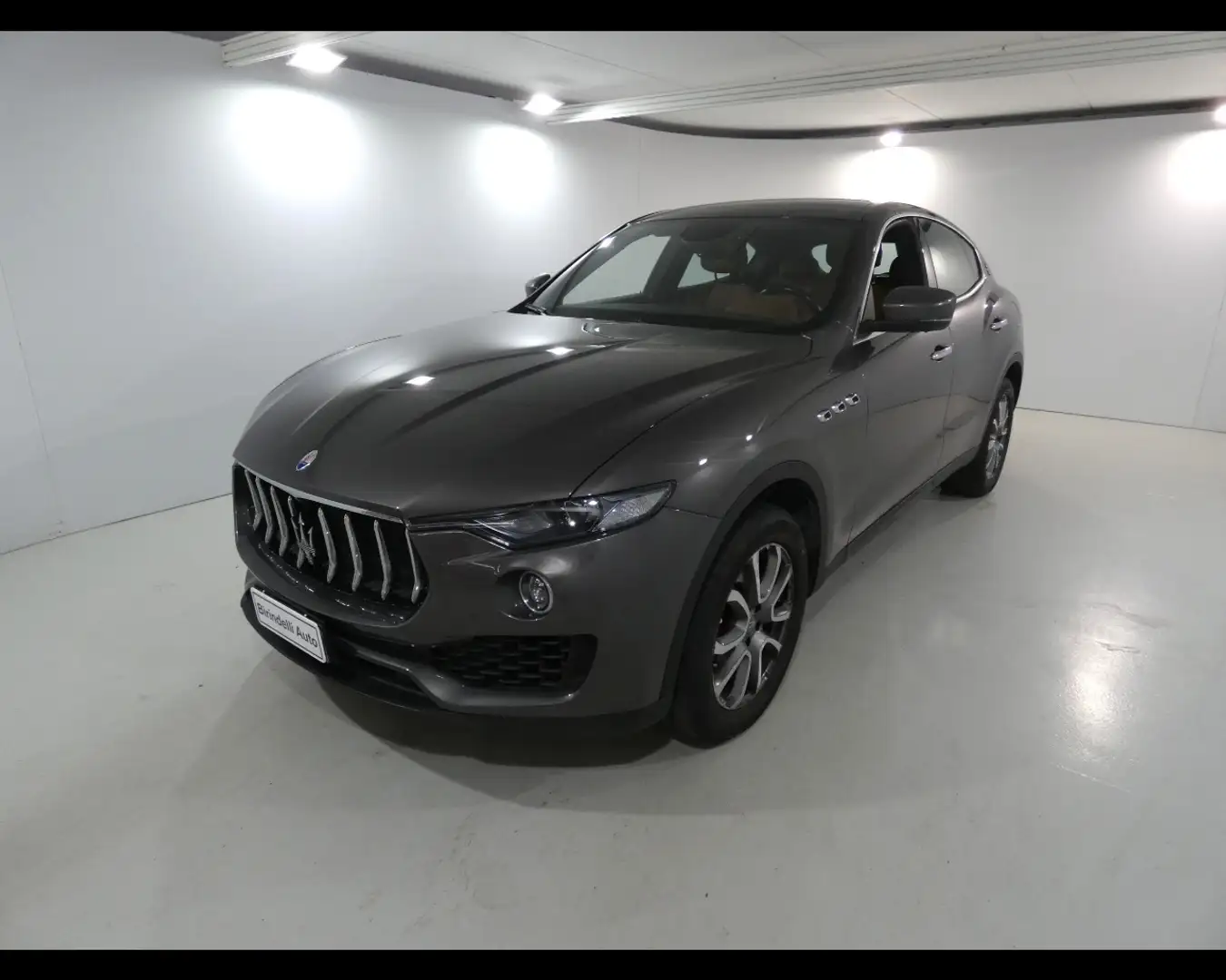 Maserati Levante 3.0  Granlusso Šedá - 1