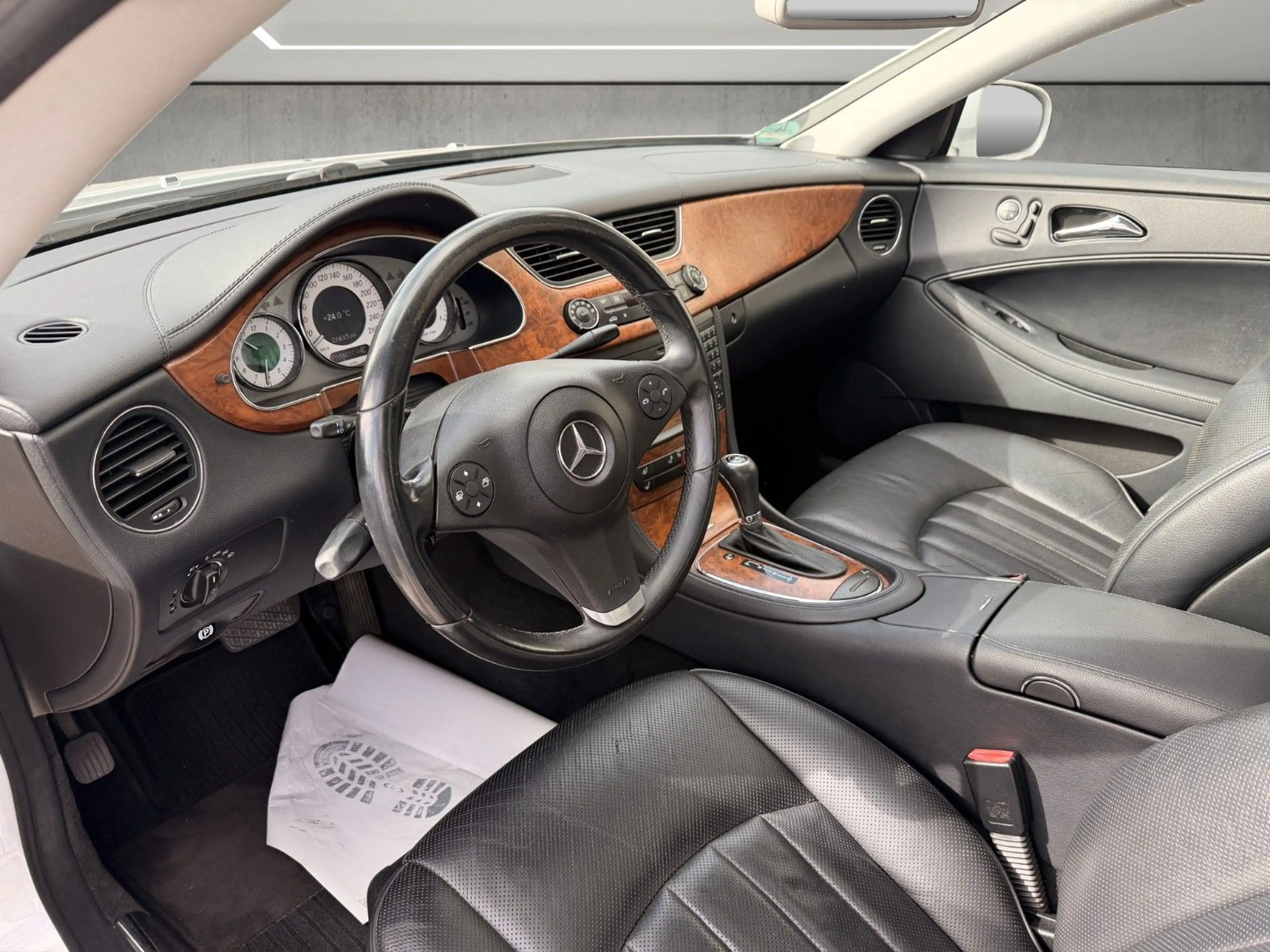 Mercedes-Benz CLS 350 CDI Automatik*Xenon*Leder*Navi*SD — photo 6