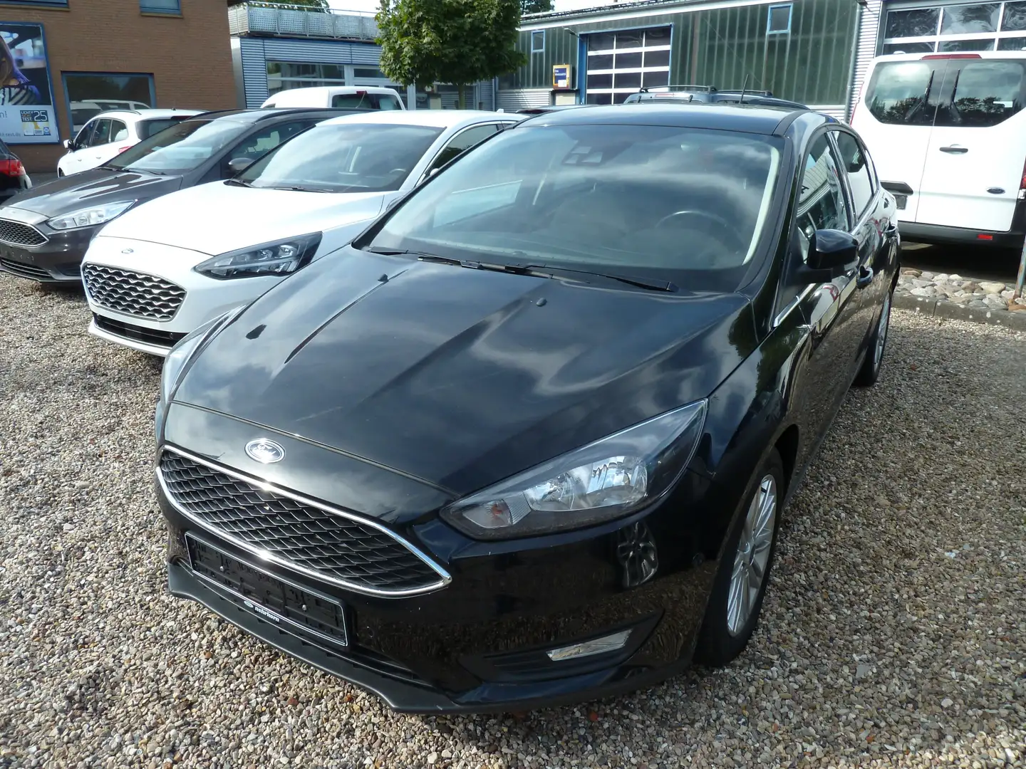 Ford Focus Cool Schwarz - 1
