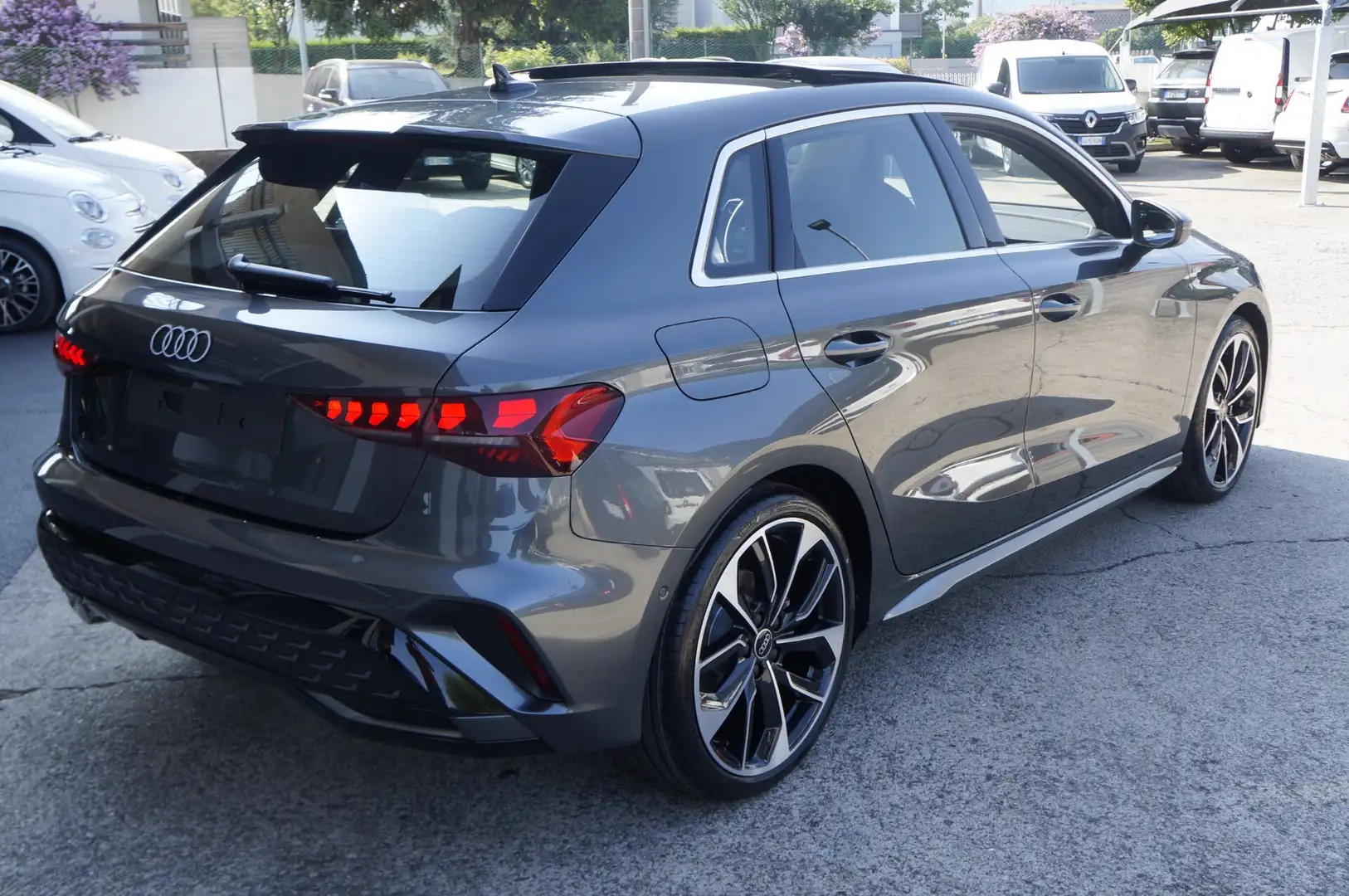Audi A3 SPB 35 TFSI S tronic S line edition TETTO SONOS 19 Grigio - 2