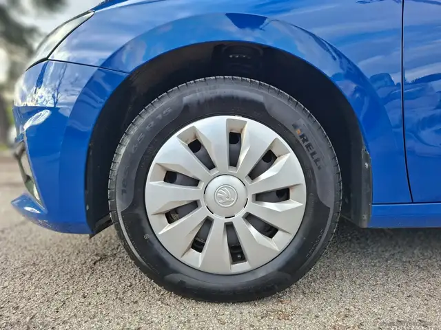 Skoda Fabia view 4