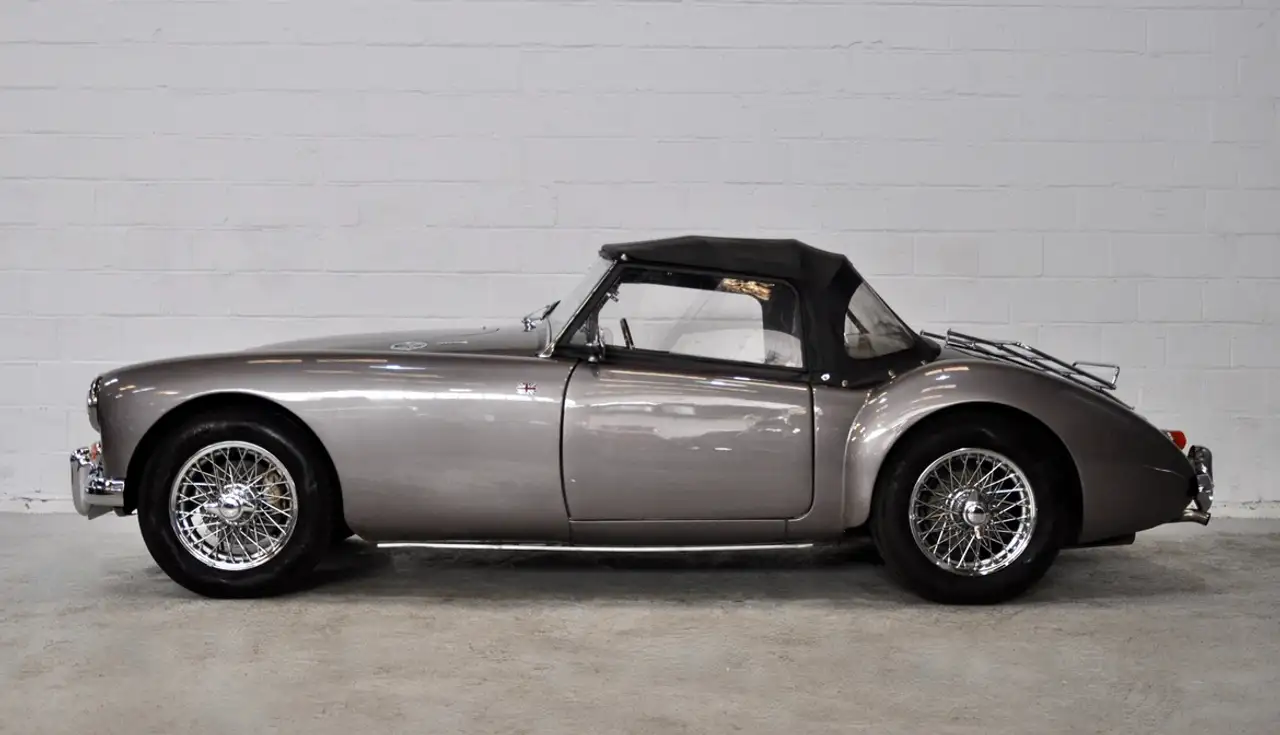 MG MGA 1600 MK II Roadster ** Superbe Configuration **, foto 3