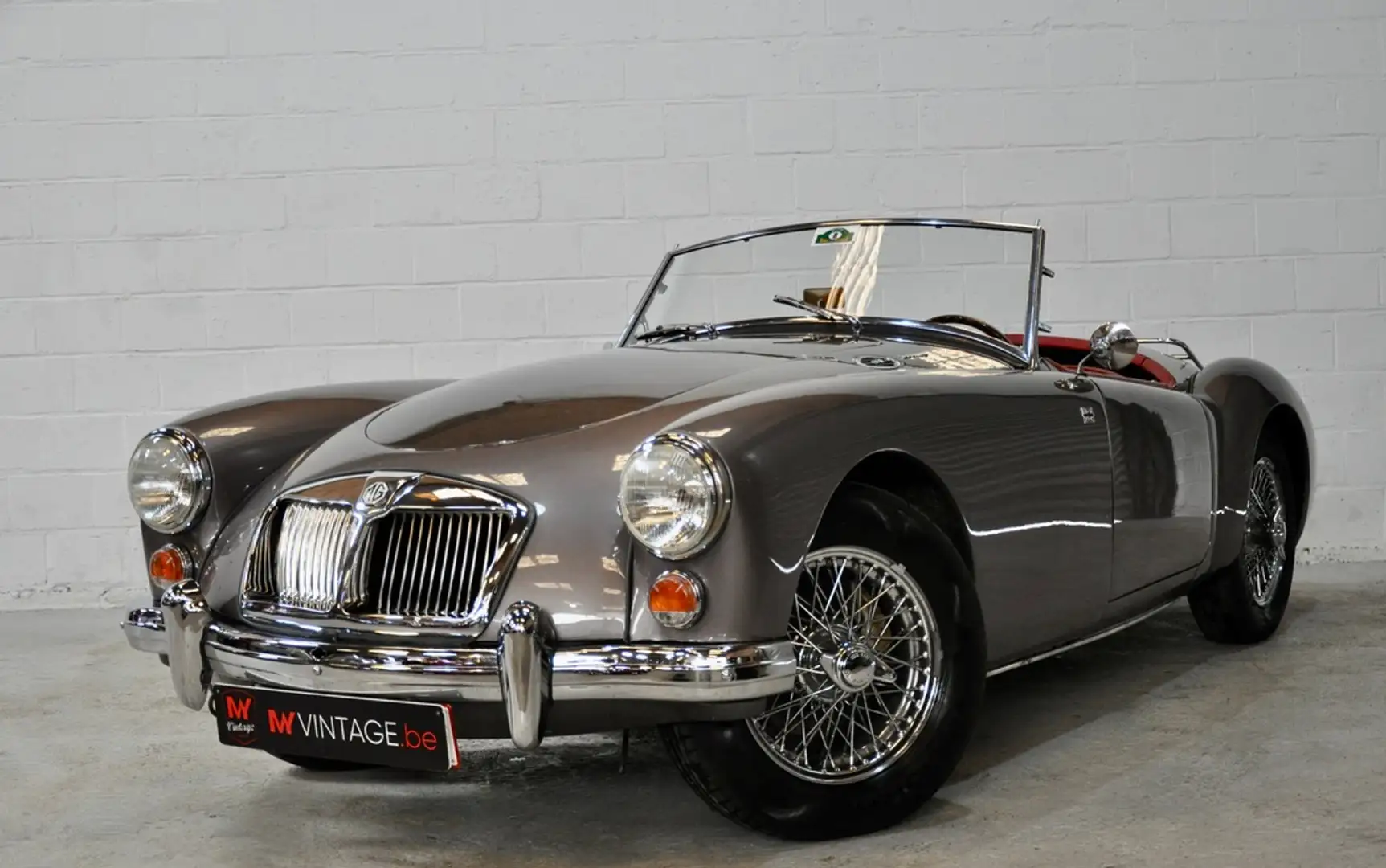 MG MGA 1600 MK II Roadster  ** Superbe Configuration ** Grau - 1