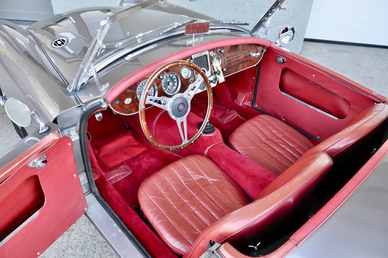 MG MGA 1600 MK II Roadster ** Superbe Configuration **, foto 7