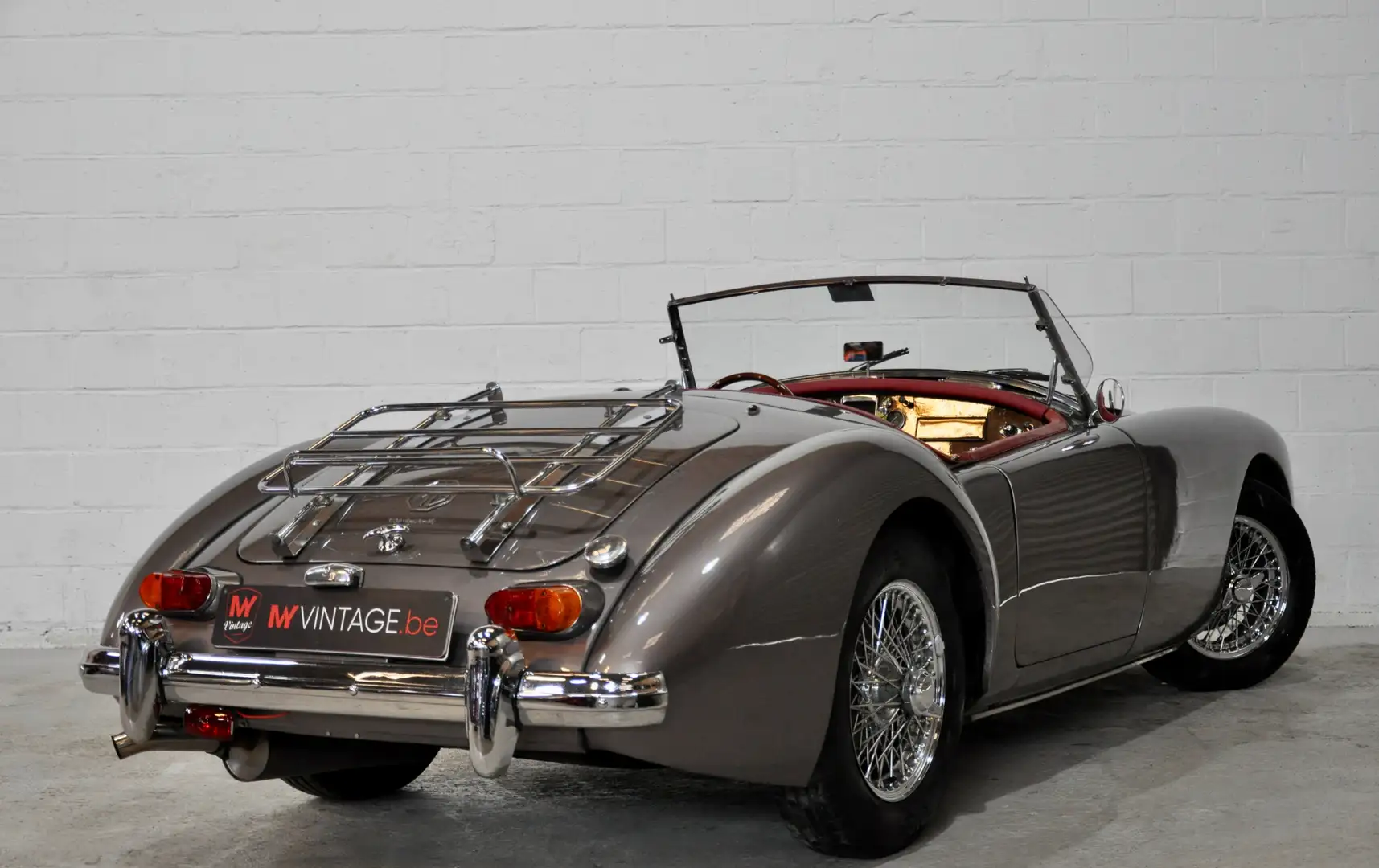 MG MGA 1600 MK II Roadster  ** Superbe Configuration ** Grau - 2