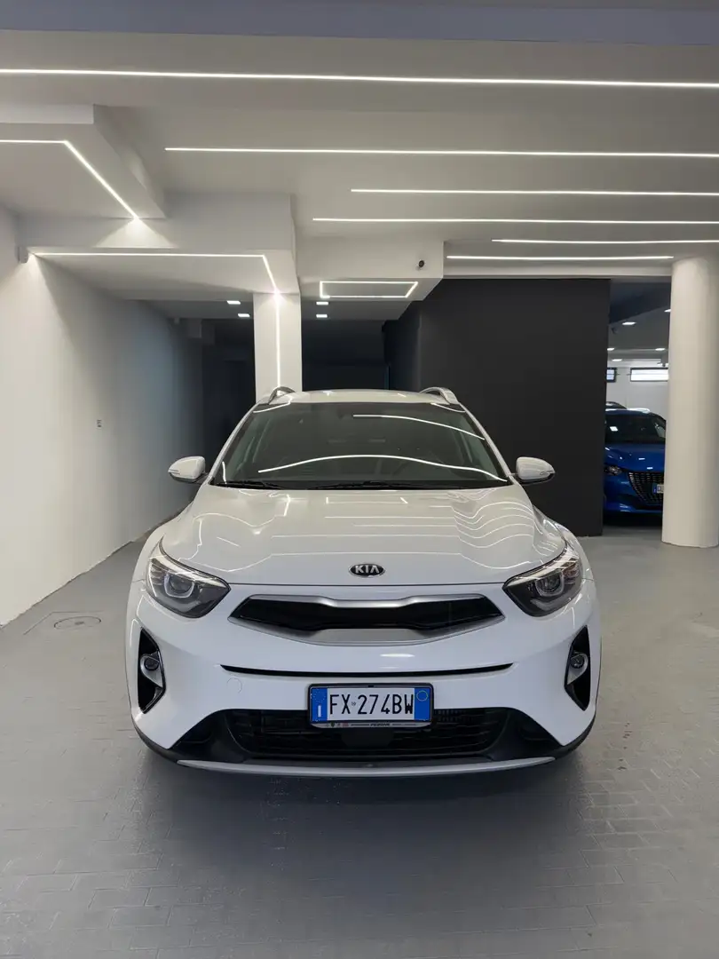 Kia Stonic Stonic 1.6 CRDi 115 CV Energy Blanc - 2