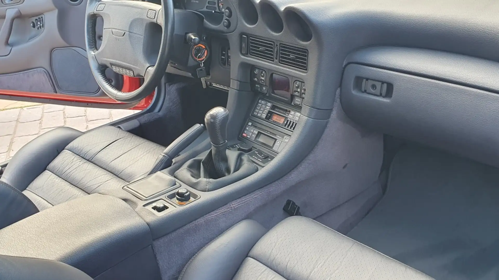 Mitsubishi 3000 GT Rouge - 2