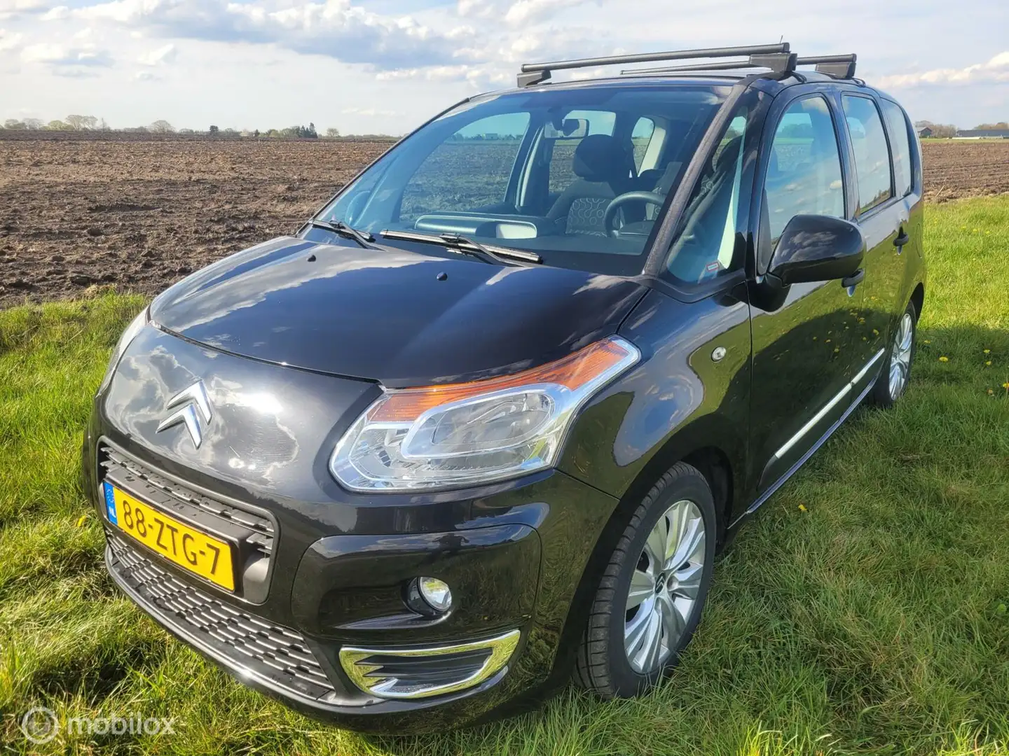Citroen C3 Picasso 1.4 VTi Exclusive | APK | CC | AC | TREKH Schwarz - 1