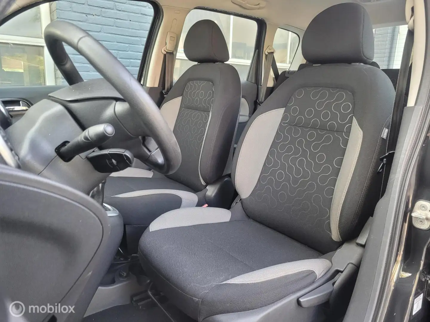 Citroen C3 Picasso 1.4 VTi Exclusive | APK | CC | AC | TREKH Schwarz - 2