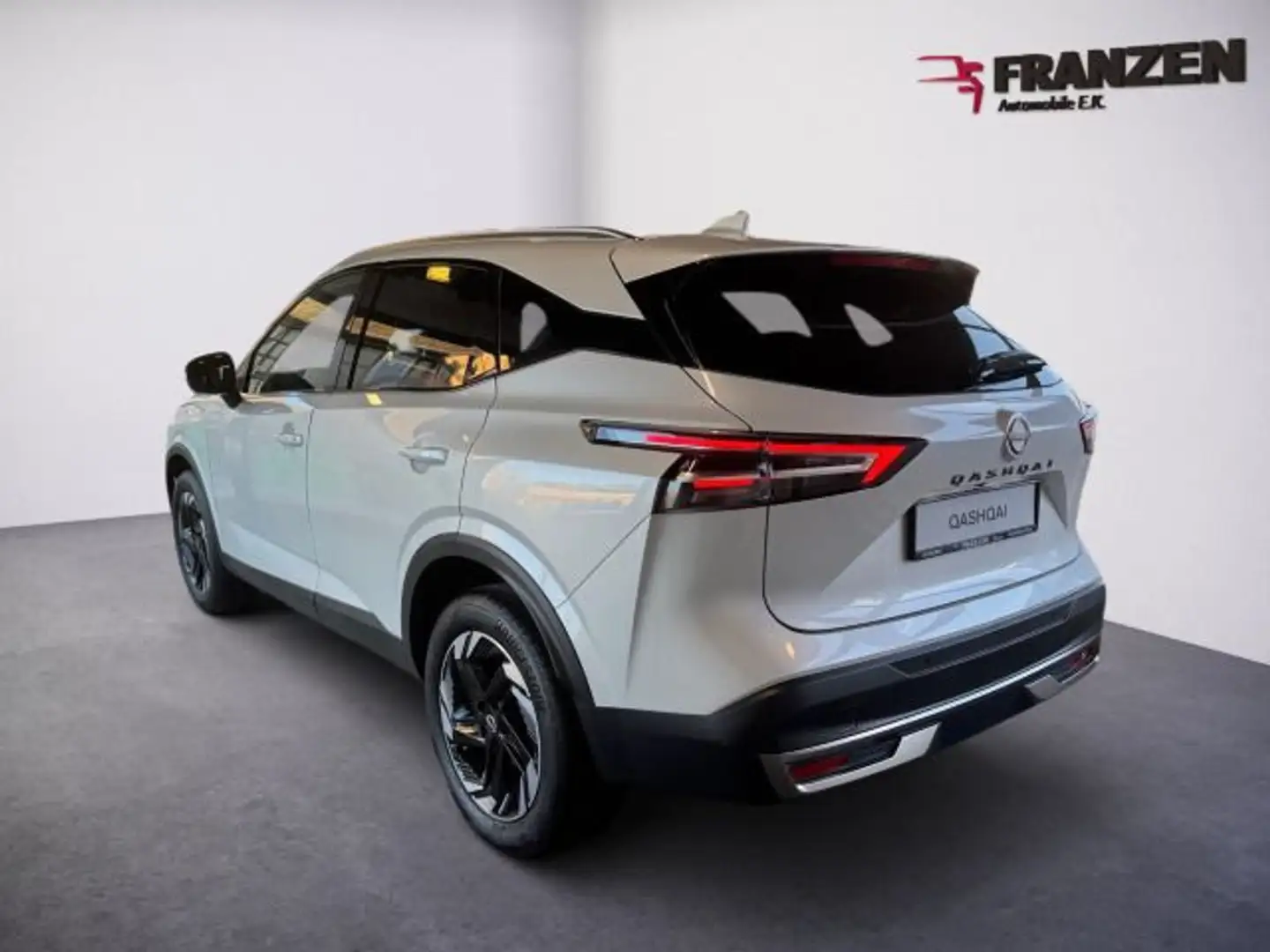 Nissan Qashqai N-Connecta | Kurzzulassung | SHZ | Navi Weiß - 2