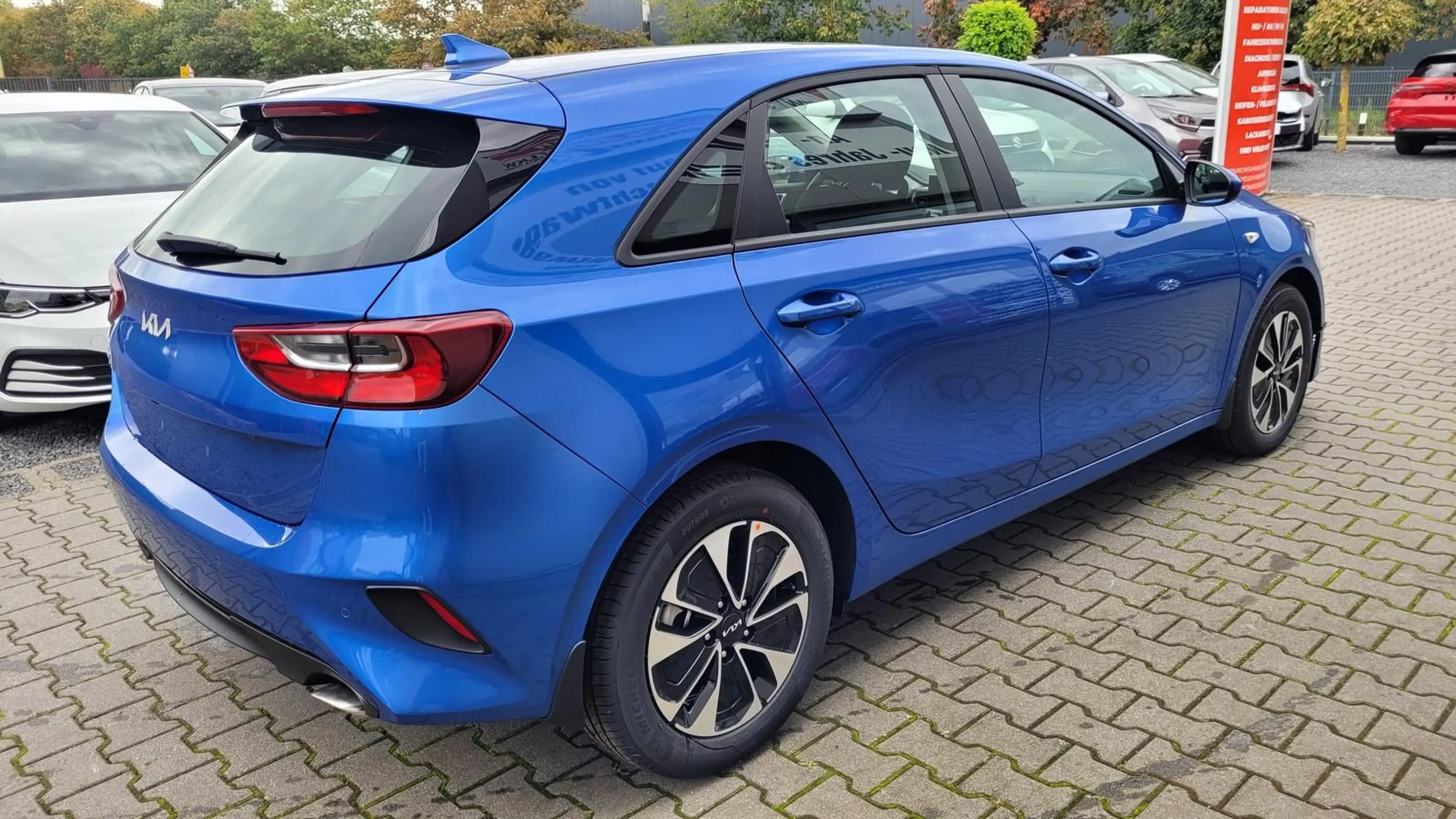 Kia Ceed / cee'd Ceed Spin*Navi*Shzg*Lhzg*PDC*Cam*16Zoll*Klima* — photo 4