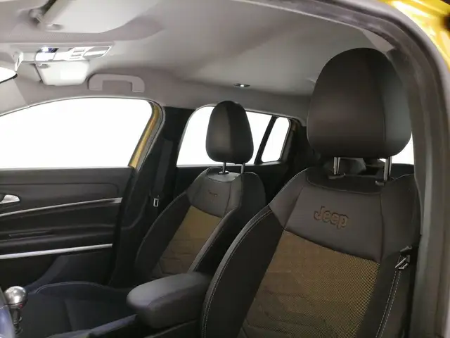 Jeep Avenger view 13