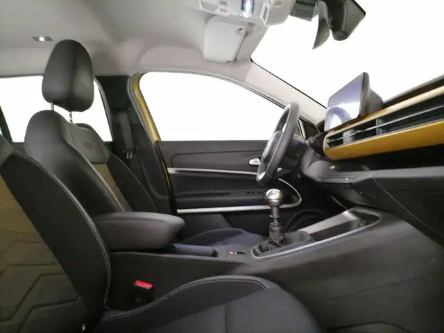 Jeep Avenger view 6