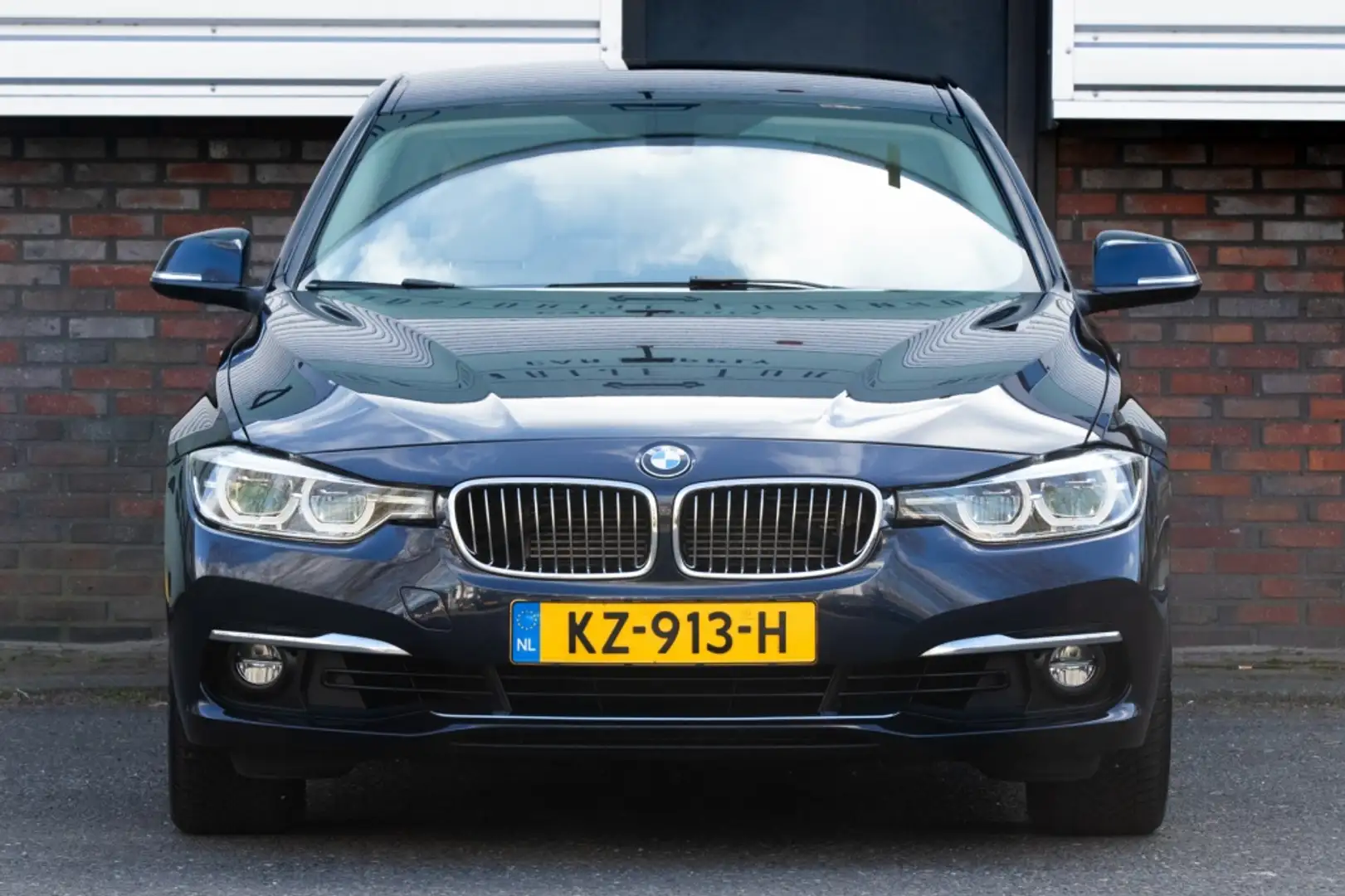 BMW 330 3-serie 330e Cent.Hi.Ex. Blauw - 1