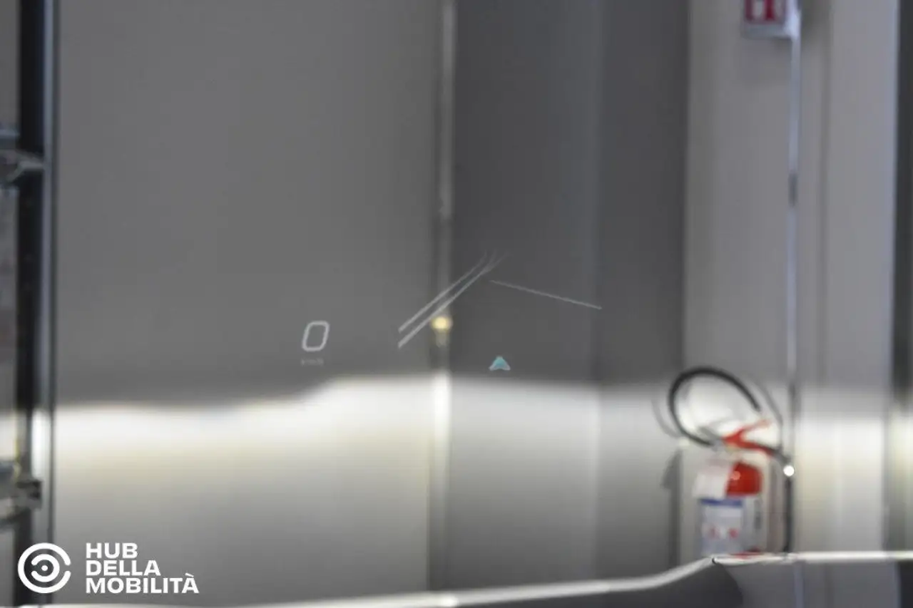 Maserati Grecale 2022 — фото 8
