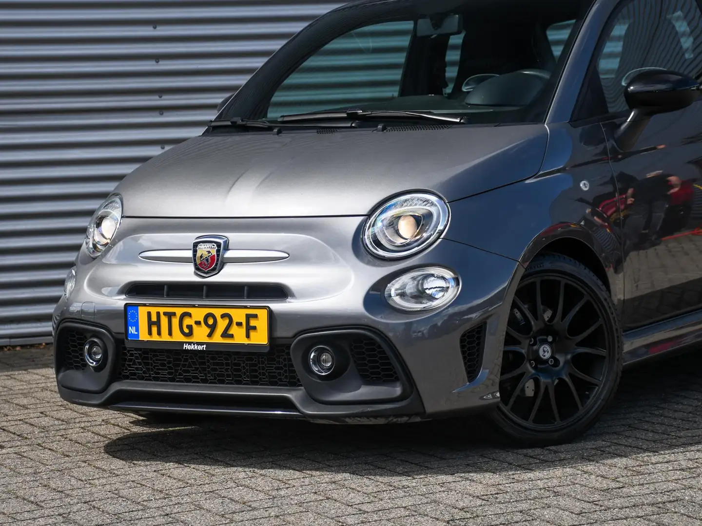 Fiat 500 Abarth Turismo 70th Anniversary 1.4 T-Jet 165pk PISTA UIT Grijs - 2