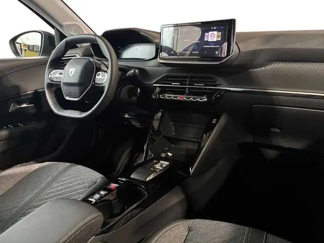 Peugeot 208 view 15