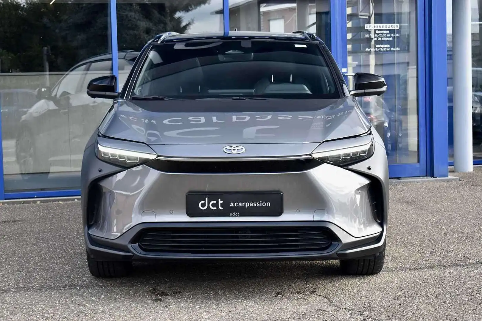 Toyota bZ4X 71.4 kWh Executive Pano JBL ACC 360 Blind Spot Gris - 2