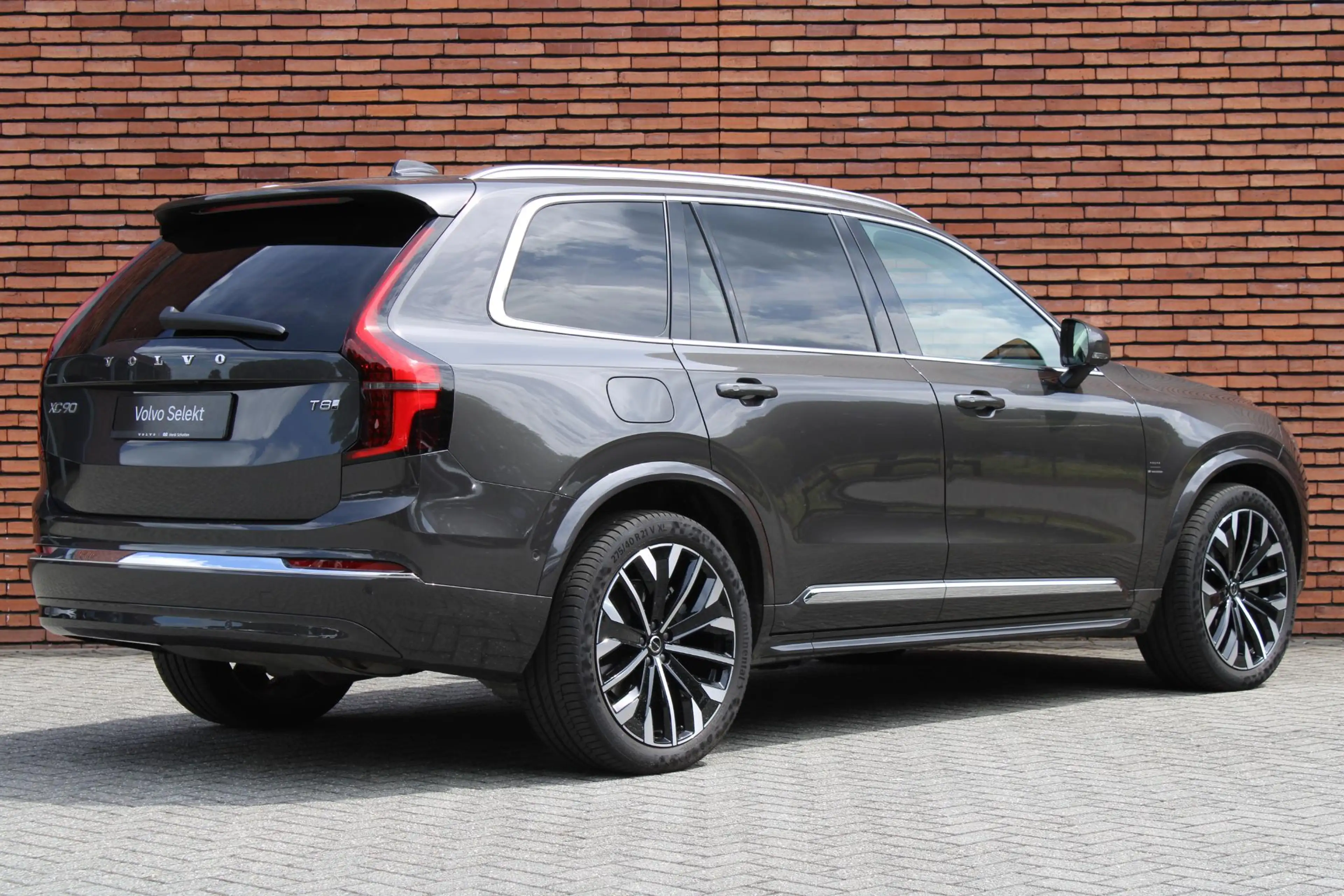 Volvo XC90 T8 Plug-in hybrid AWD Ultra Bright | Bowers & Wilk — photo 2
