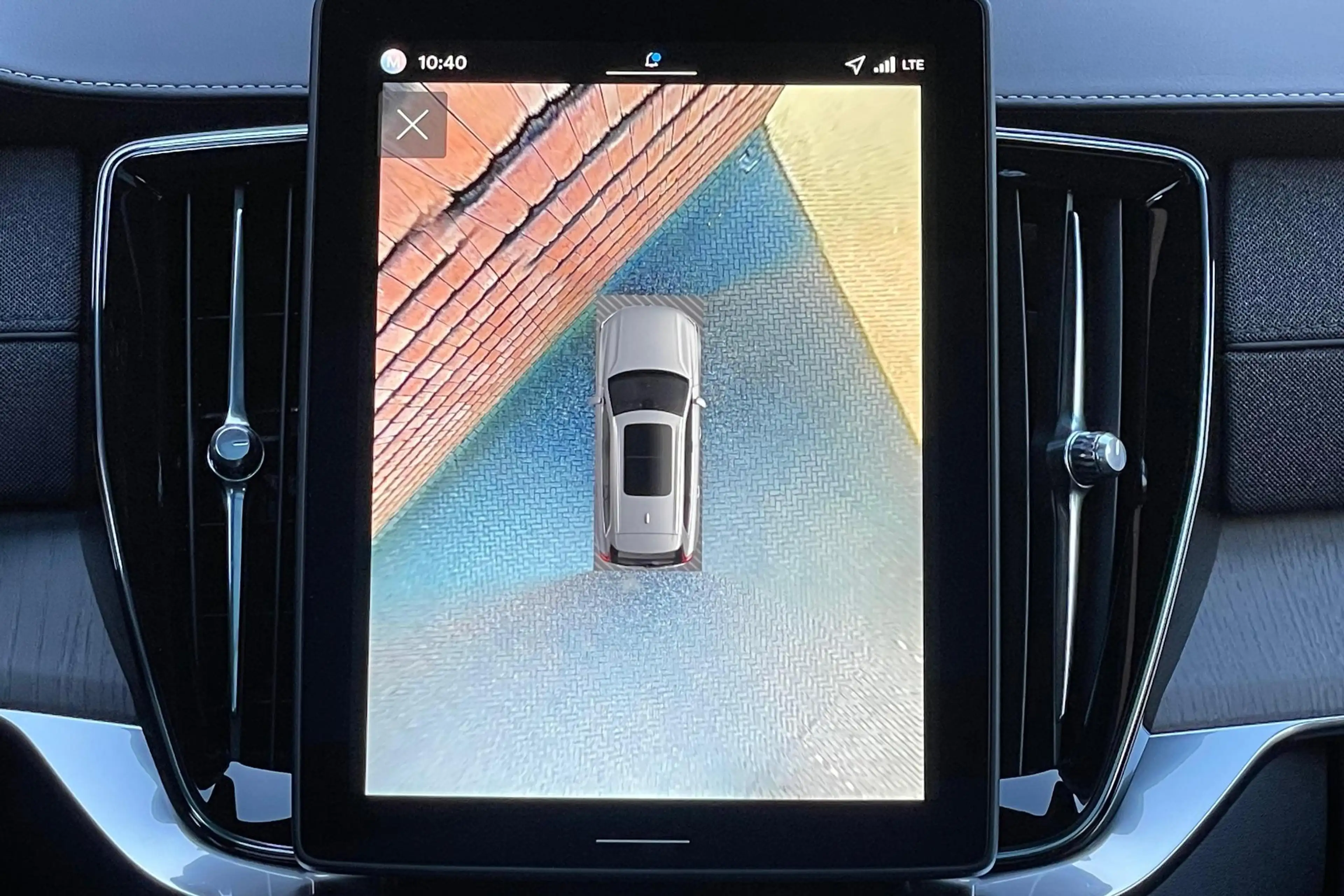Volvo XC90 T8 Plug-in hybrid AWD Ultra Bright | Bowers & Wilk — photo 15