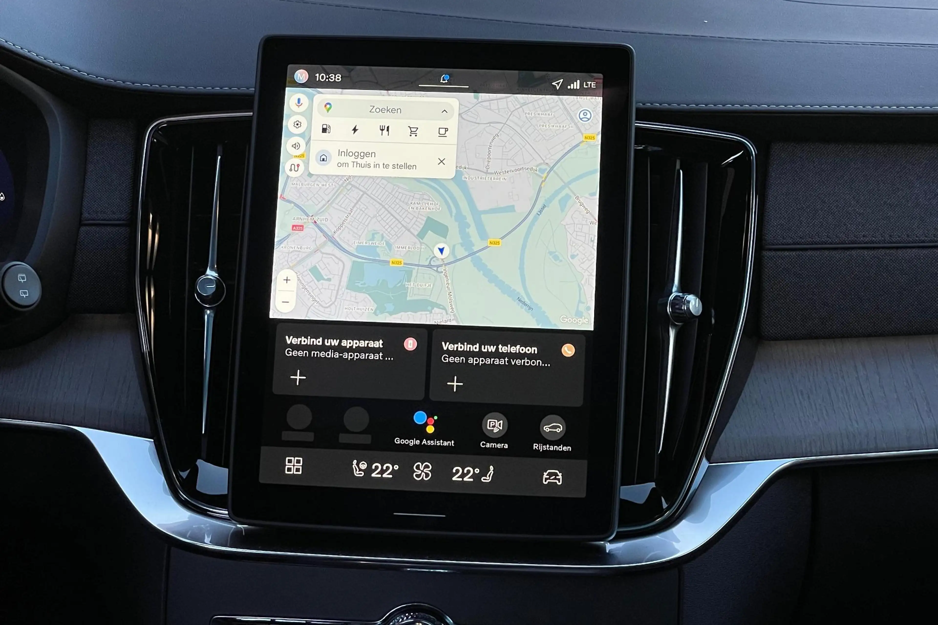 Volvo XC90 T8 Plug-in hybrid AWD Ultra Bright | Bowers & Wilk — photo 12