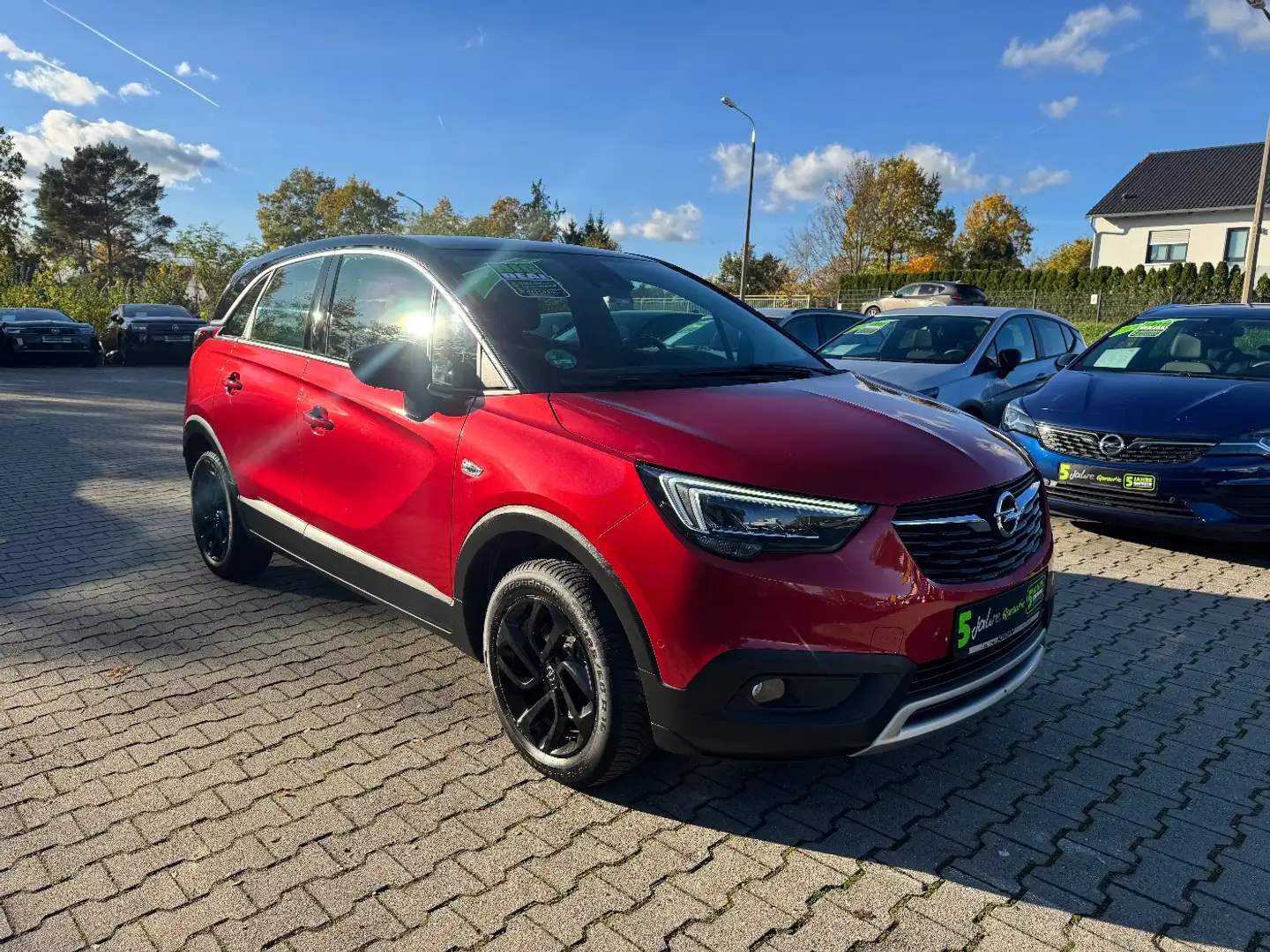 Opel Crossland 1.2 Turbo INNOVATION FIN ab 2,99% SHZ Rot - 2