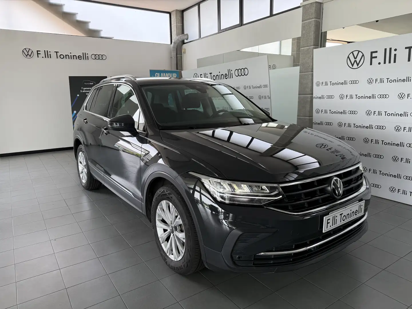 Volkswagen Tiguan 2.0 tdi Life 150cv dsg Grigio - 1