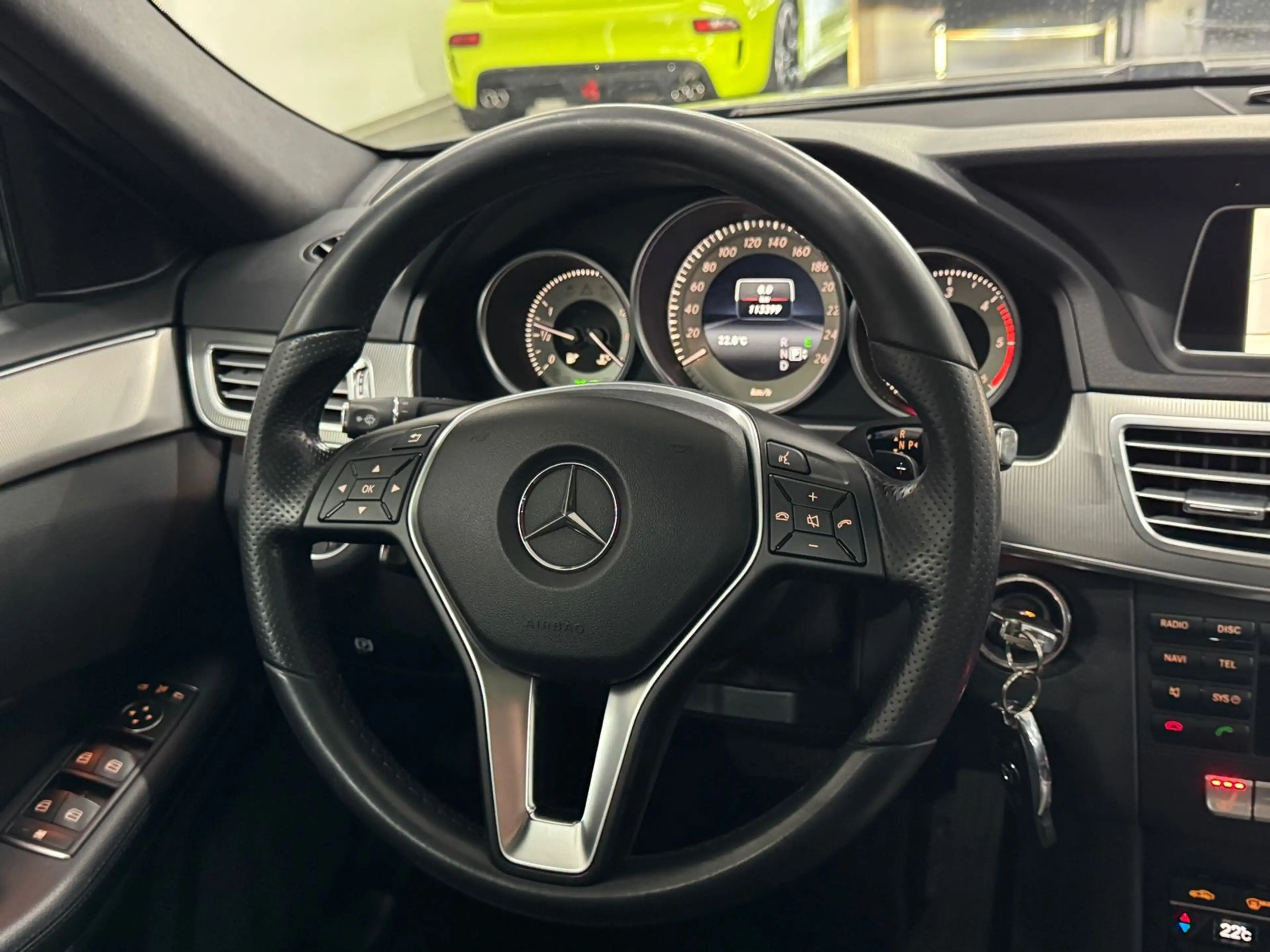 Mercedes-Benz E 200 Avantgarde Aut. ILS/PANO/U-FREI/2.HD/TOP!! — photo 12