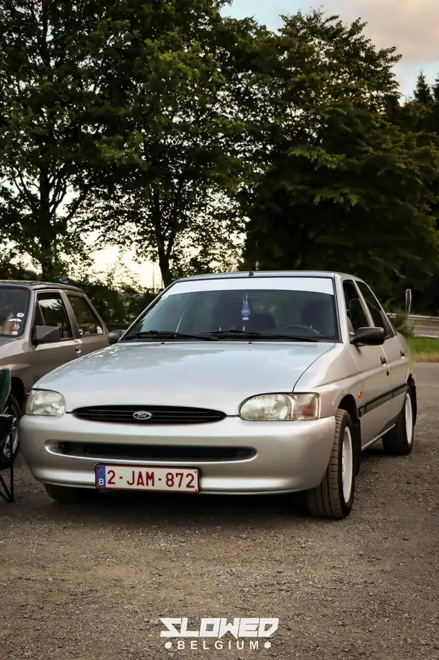 Ford Escort 1.4i CLX, foto 2