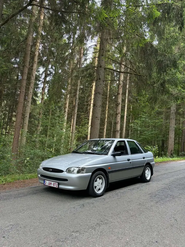 Ford Escort 1.4i CLX, foto 5
