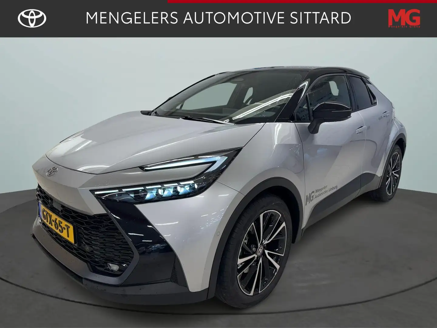 Toyota C-HR 2.0 Plug-in Hybrid 220 Executive Grijs - 1