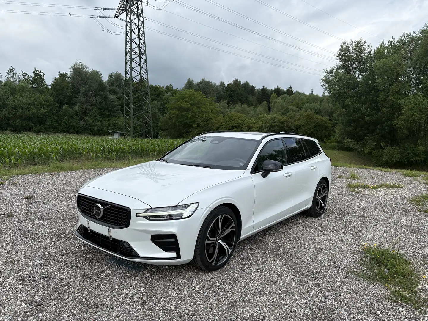 Volvo V60 B3 (P) Plus Dark Geartronic - 2