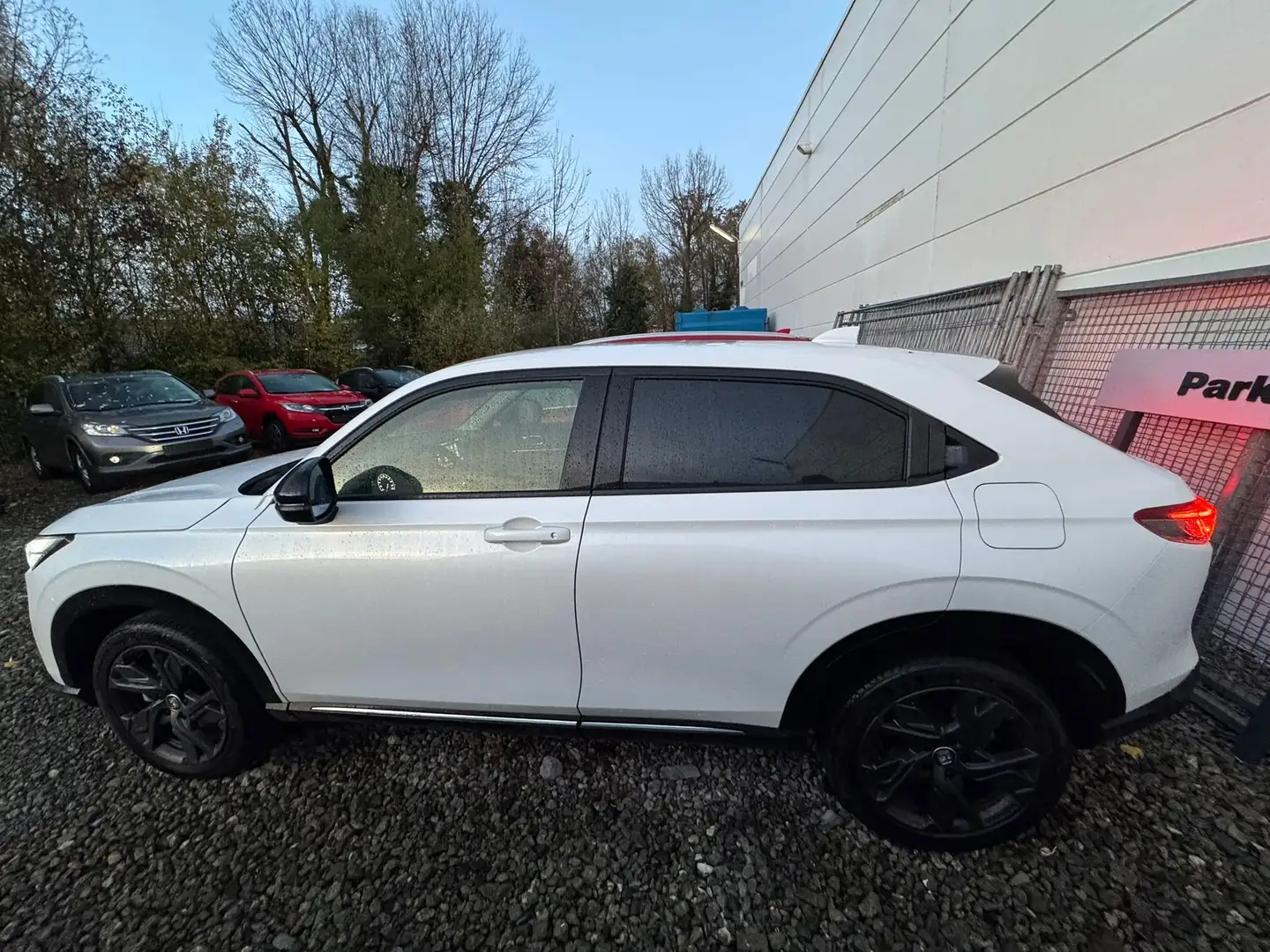 Honda HR-V HR-V 1.5 Hybrid Advance met Obscura Black Pack18" Wit - 2