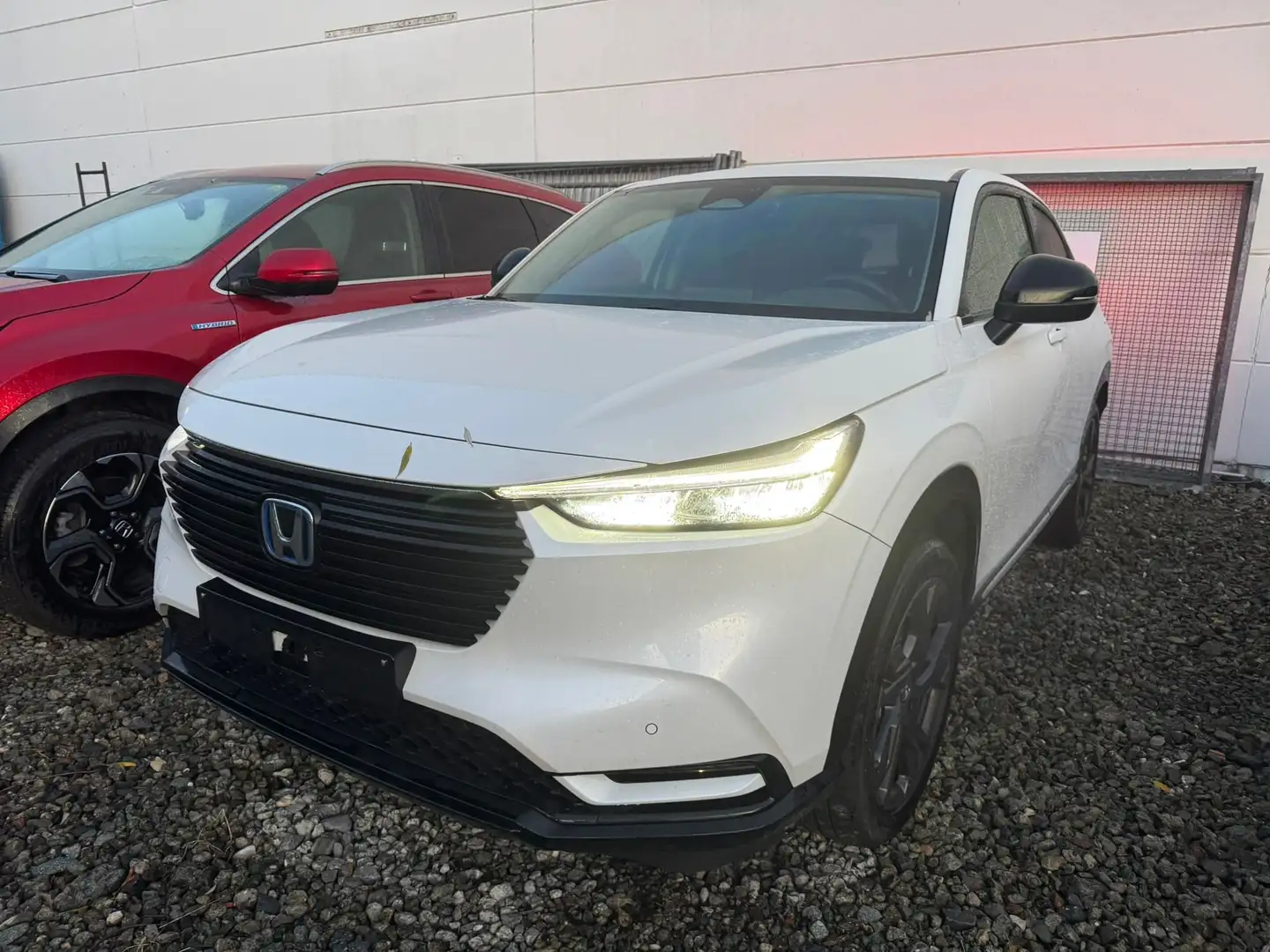 Honda HR-V HR-V 1.5 Hybrid Advance met Obscura Black Pack18" Wit - 1