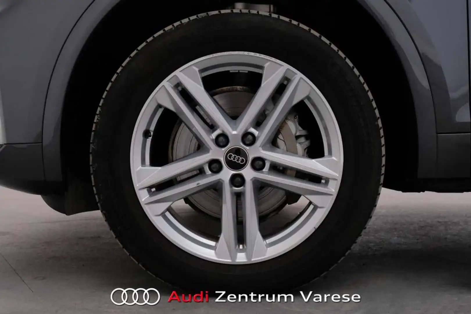 Audi Q5 40 2.0 tdi mhev S line quattro s tronic Grau - 2