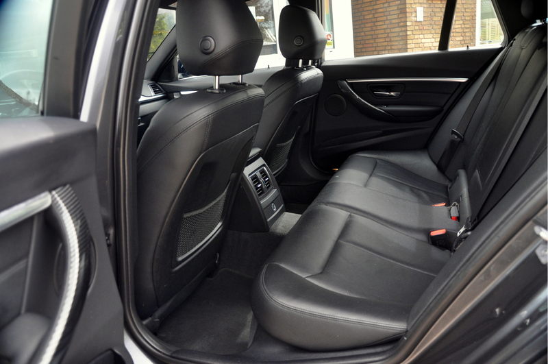 BMW 320 3-serie Touring 320i M-Sport Edition | Camera | 19 — photo 12