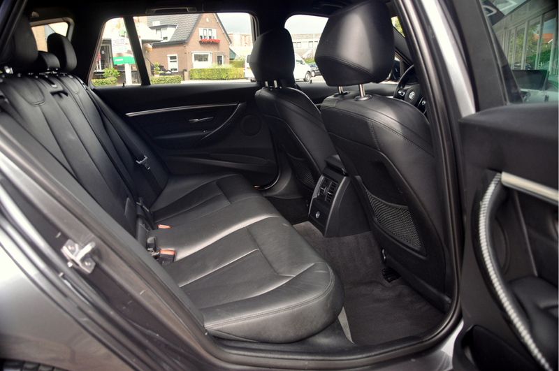 BMW 320 3-serie Touring 320i M-Sport Edition | Camera | 19 — photo 11