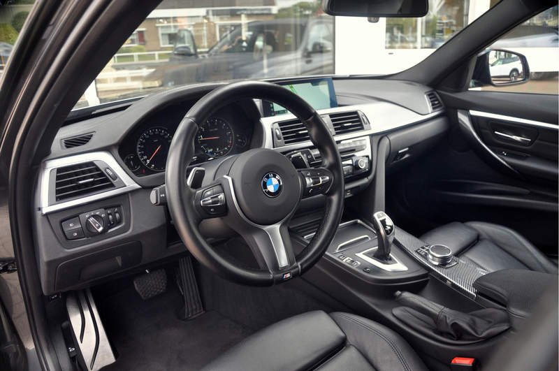BMW 320 3-serie Touring 320i M-Sport Edition | Camera | 19 — photo 14