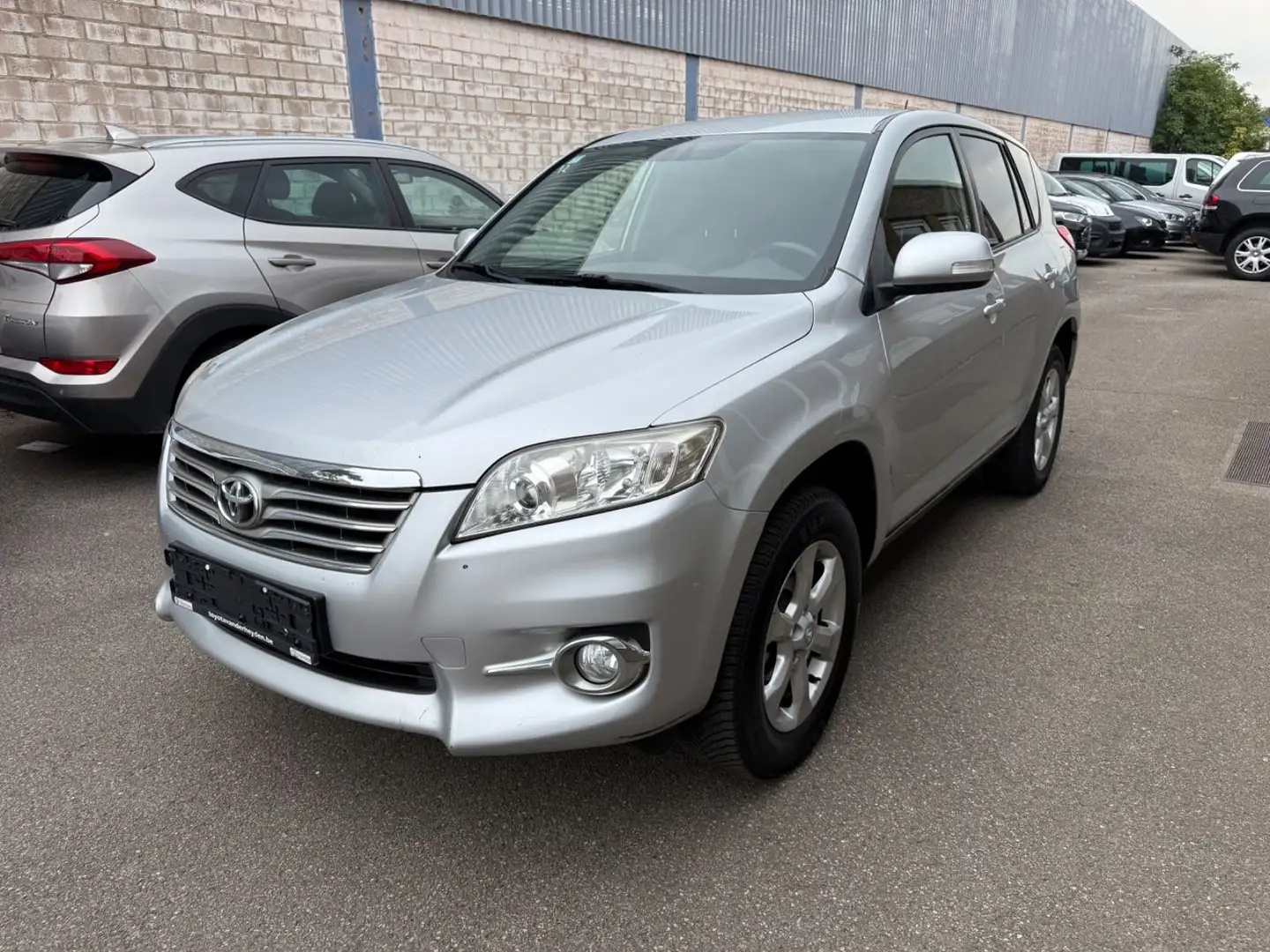 Toyota RAV 4 RAV4 Sol,Klima,Euro5 Silber - 1