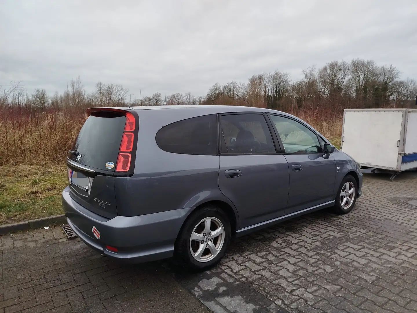 Honda Stream 2.0i ES Sport - 2