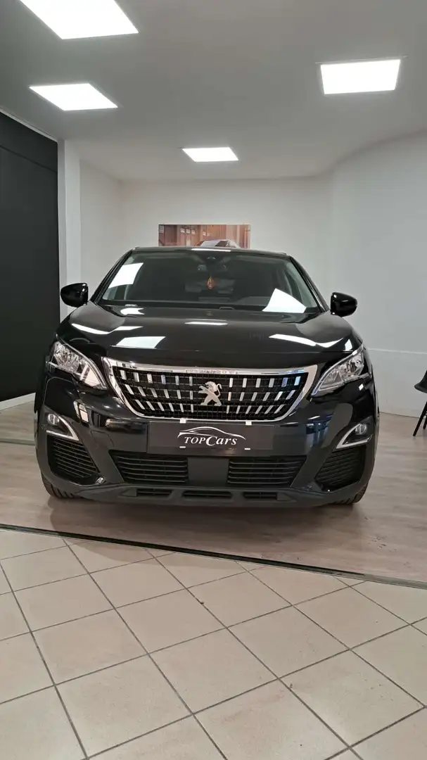 Peugeot 3008 BlueHDi 130 S&S EAT8 Business Schwarz - 1
