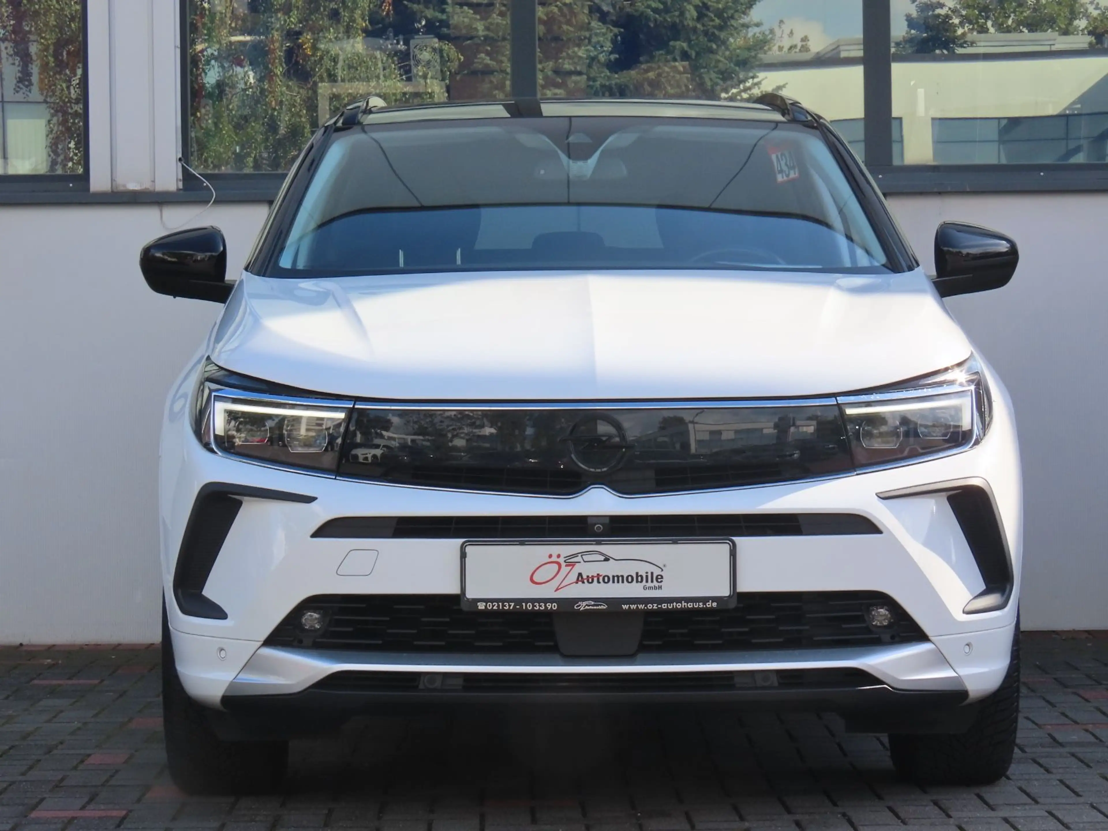 Opel Grandland X Grandland 1.2 DI Autom. Alcantara Klimaauto. AHK — photo 2