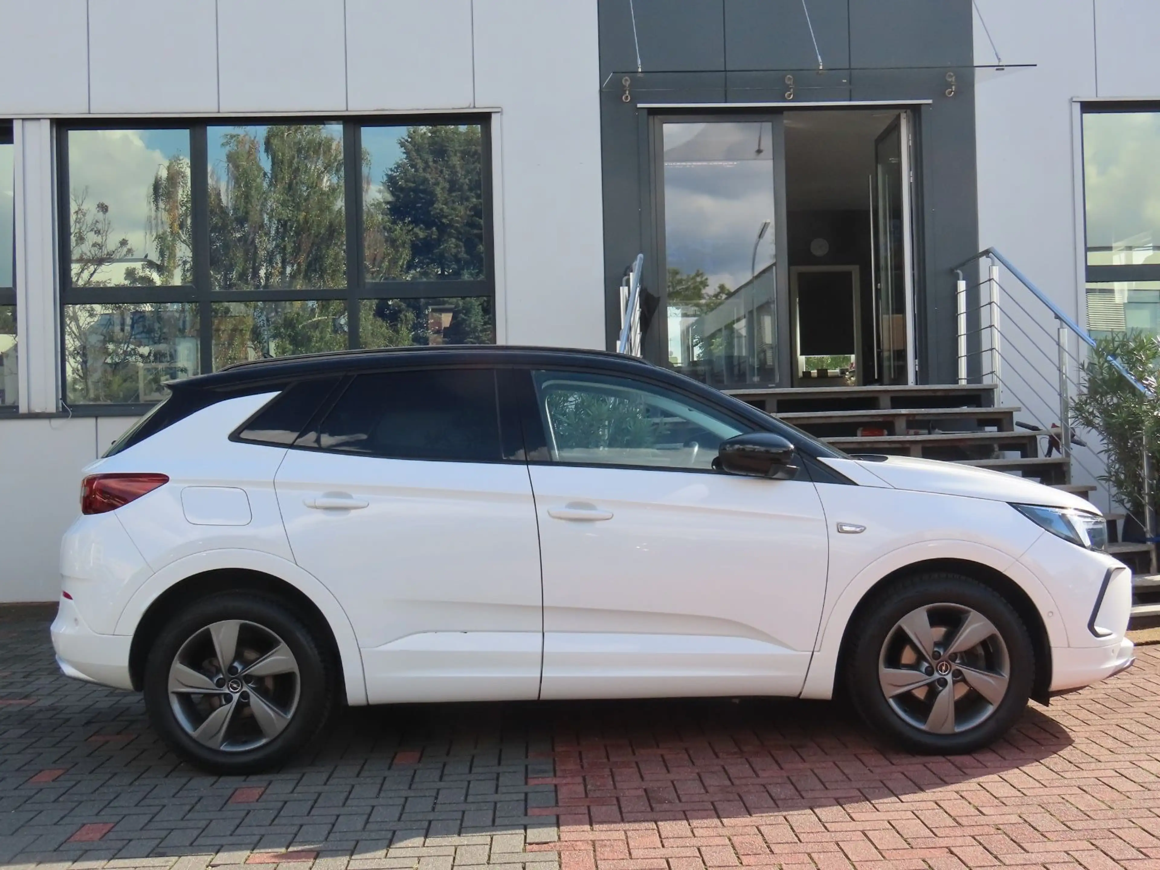 Opel Grandland X Grandland 1.2 DI Autom. Alcantara Klimaauto. AHK — photo 13