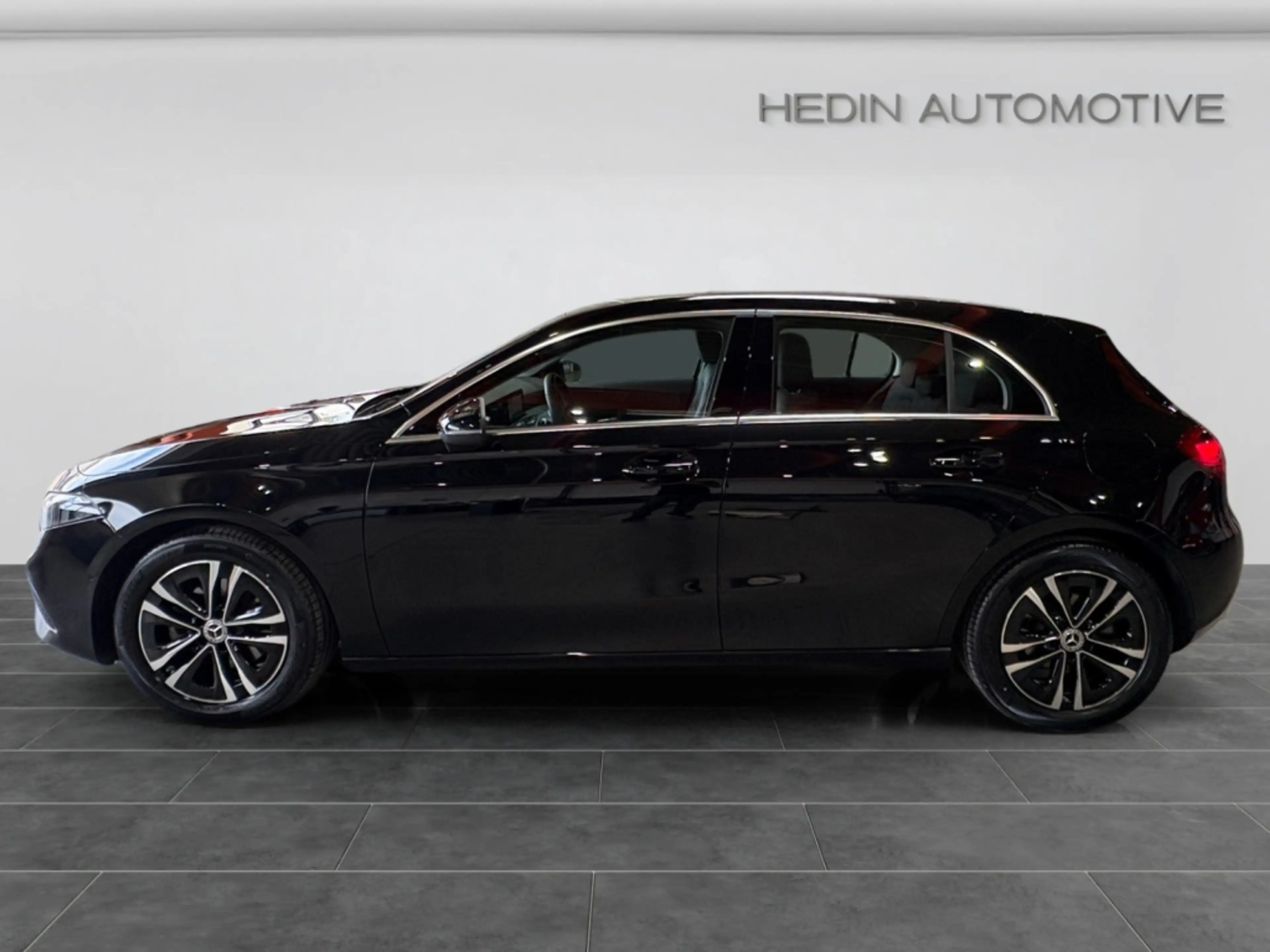 Mercedes-Benz A 180 PROGRESSIVE|LED|KAM|CARPLAY|KAM|LHZ+SHZ — photo 3