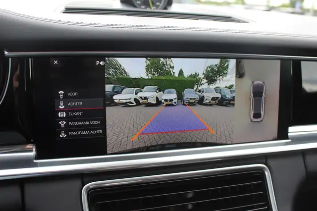 Porsche Panamera view 21