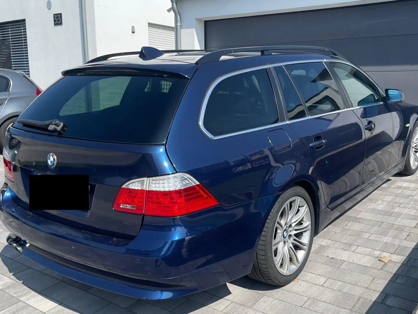 BMW 525 525d Touring Blau - 2