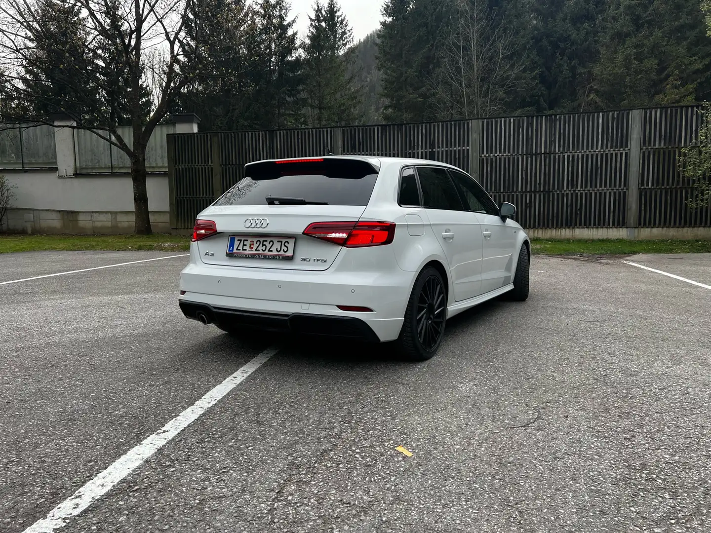Audi A3 A3 SB 1,0 TFSI sport sport Weiß - 2